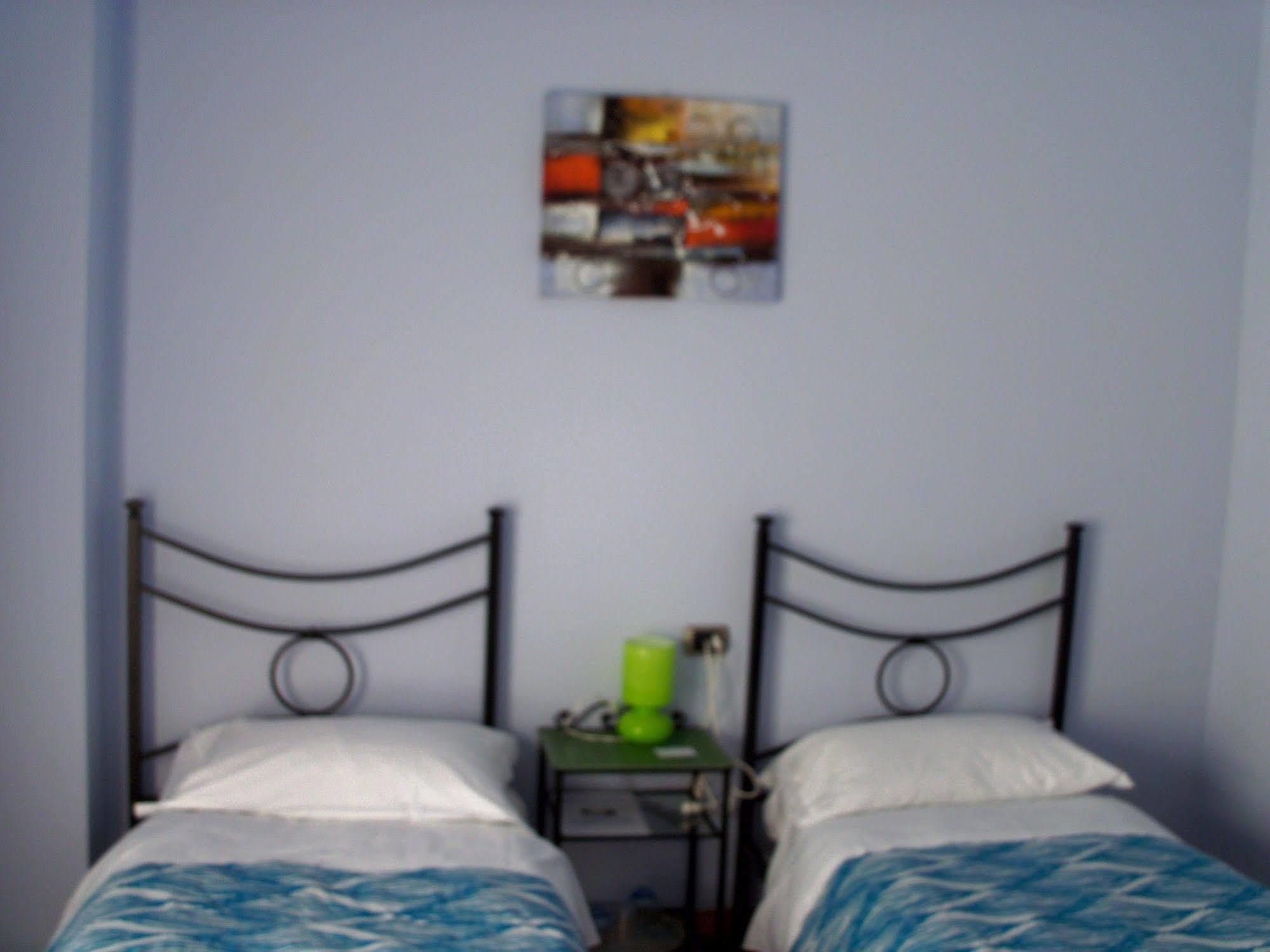 Bed&Breakfast Il Ciliegio Fiorito Somma Lombardo Bagian luar foto