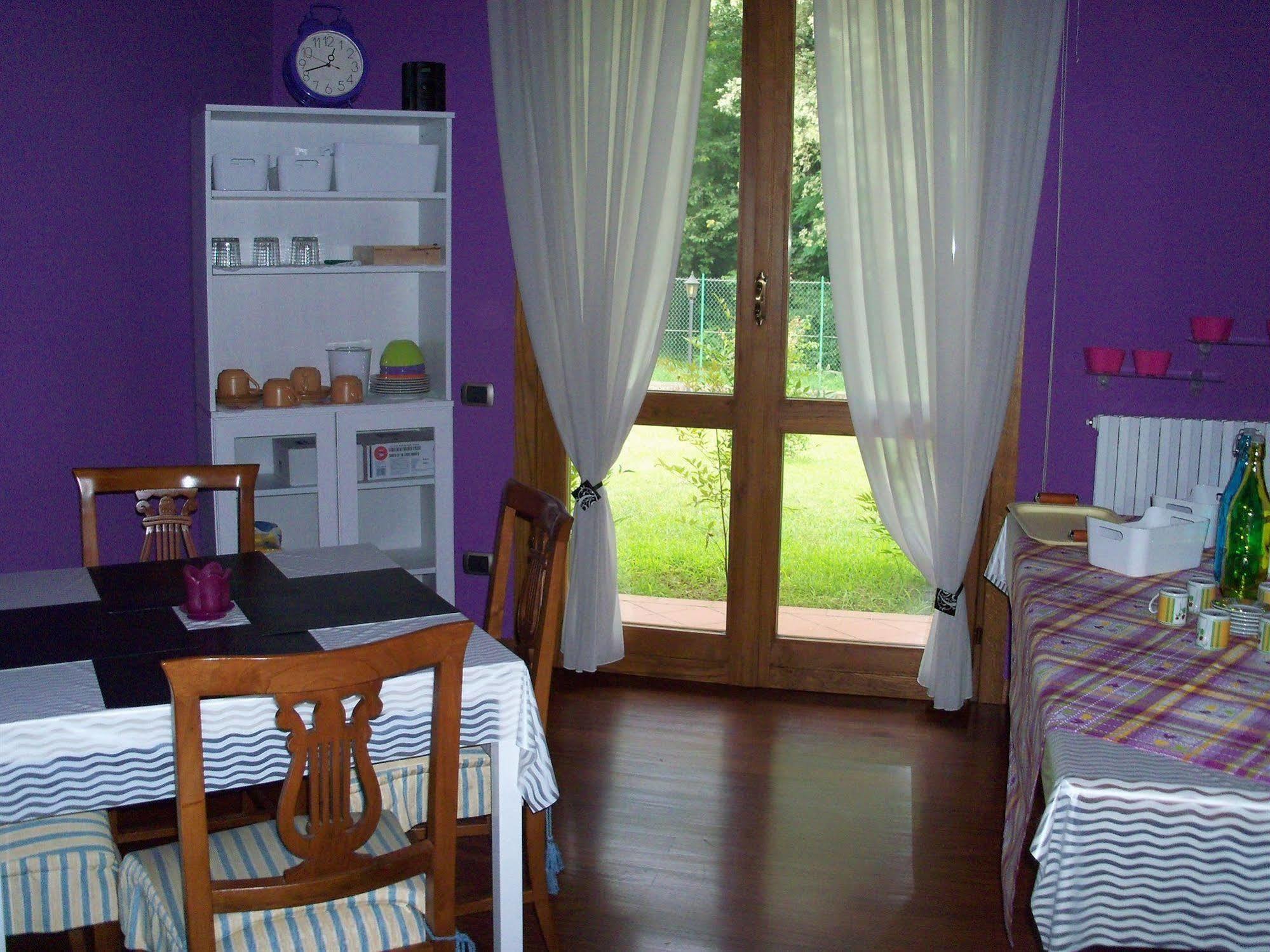 Bed&Breakfast Il Ciliegio Fiorito Somma Lombardo Bagian luar foto